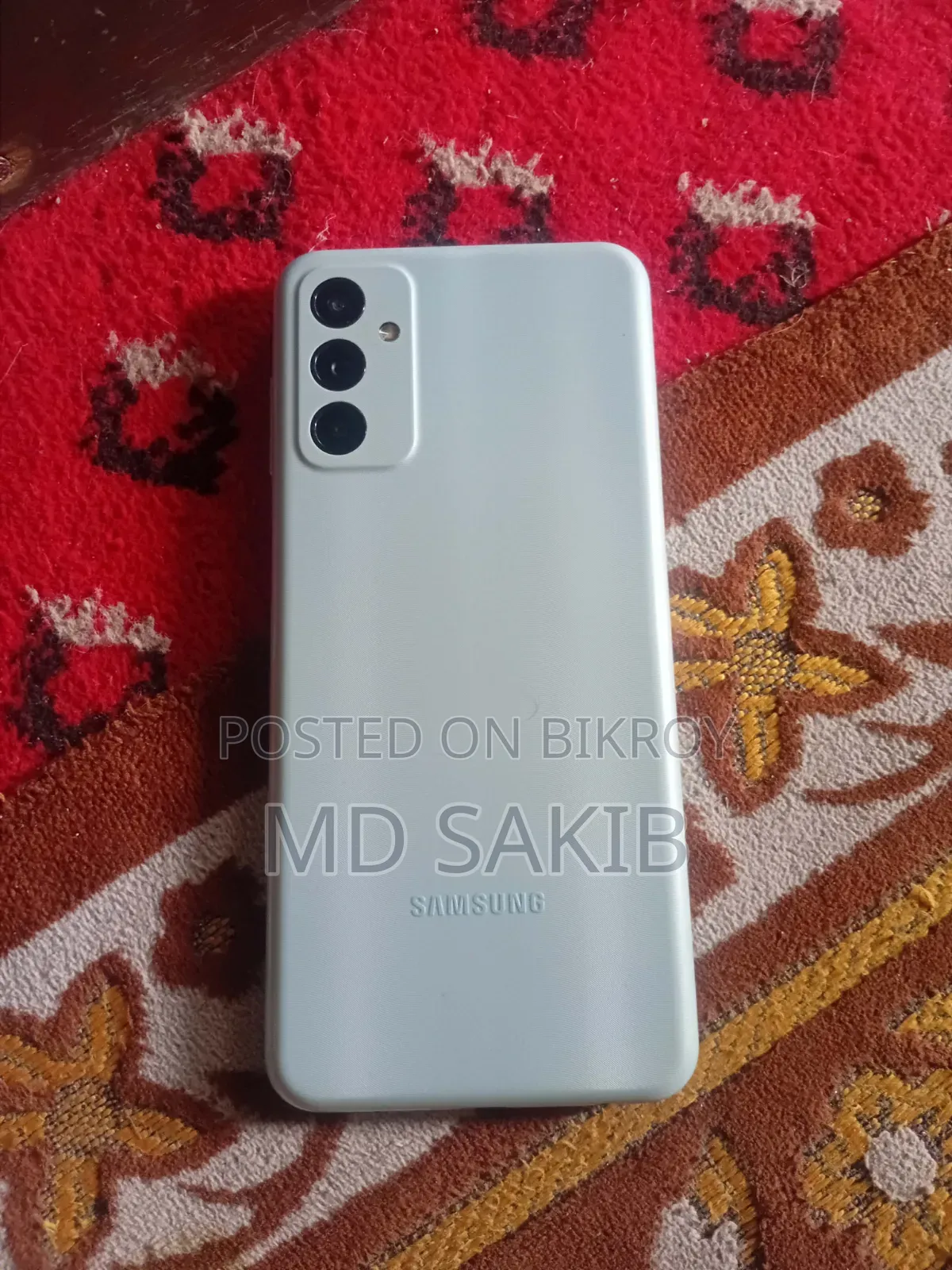স্যামসাং গ্যালাক্সি এফ১৩ ১২৮ জিবি সাদা