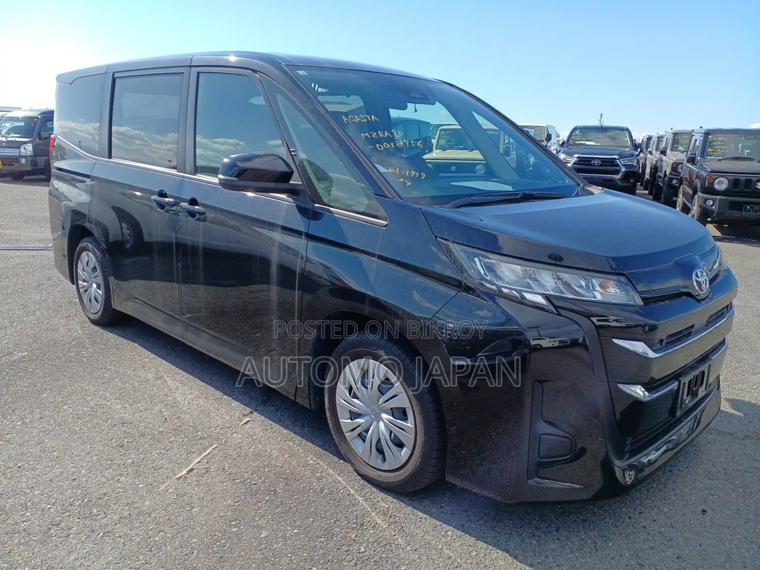 Toyota Noah 2022 Black
