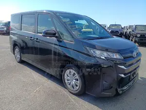 Toyota Noah 2022 Black