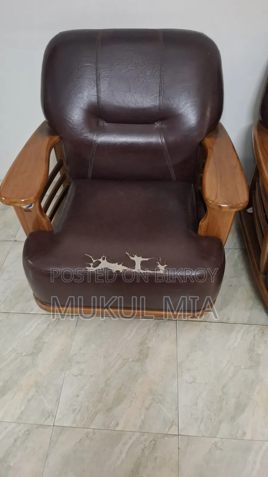 সোফা সেট বিক্রি হবে