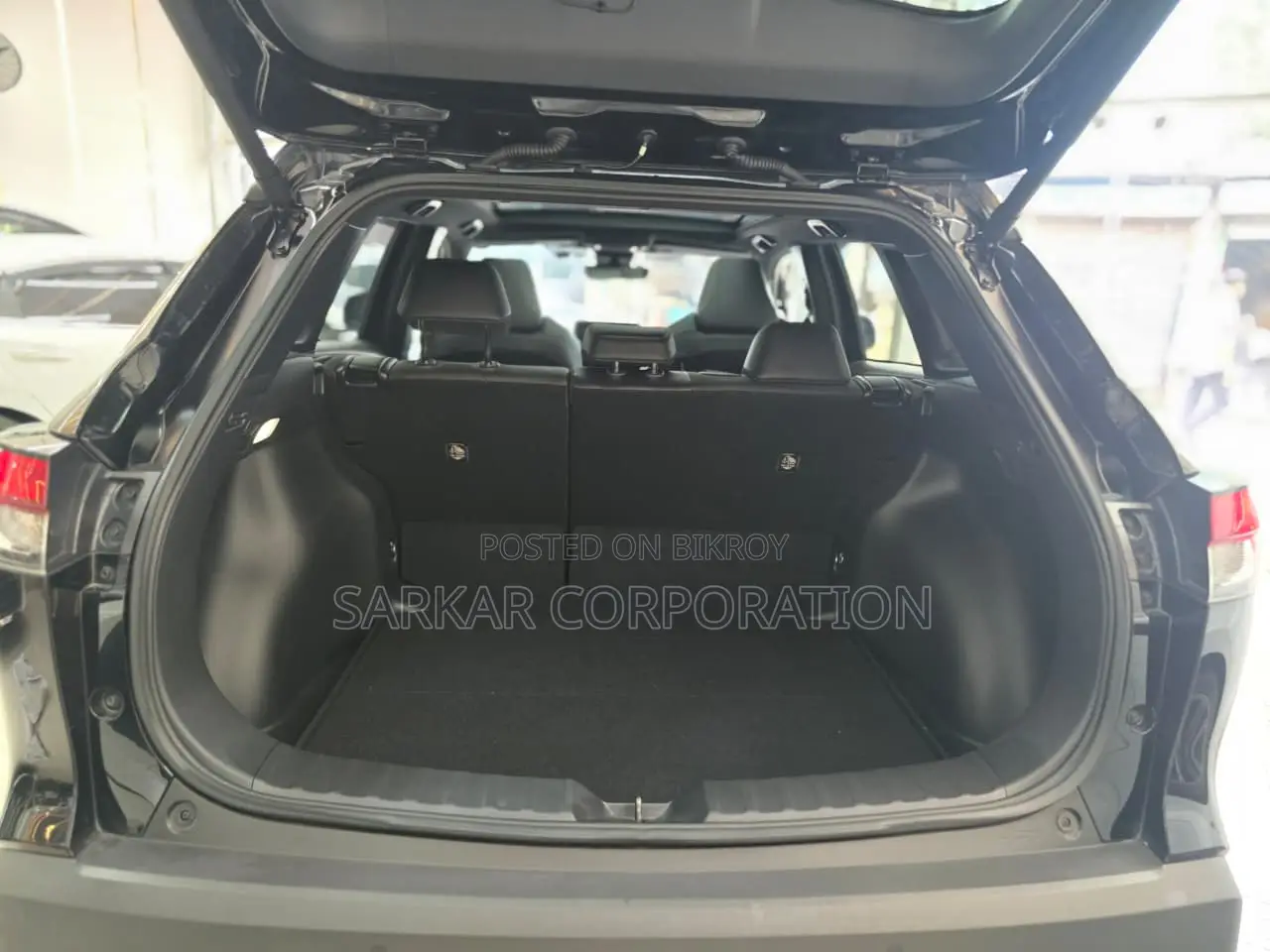 Toyota Corolla Cross 1.8 Hybrid FWD 2022 Black