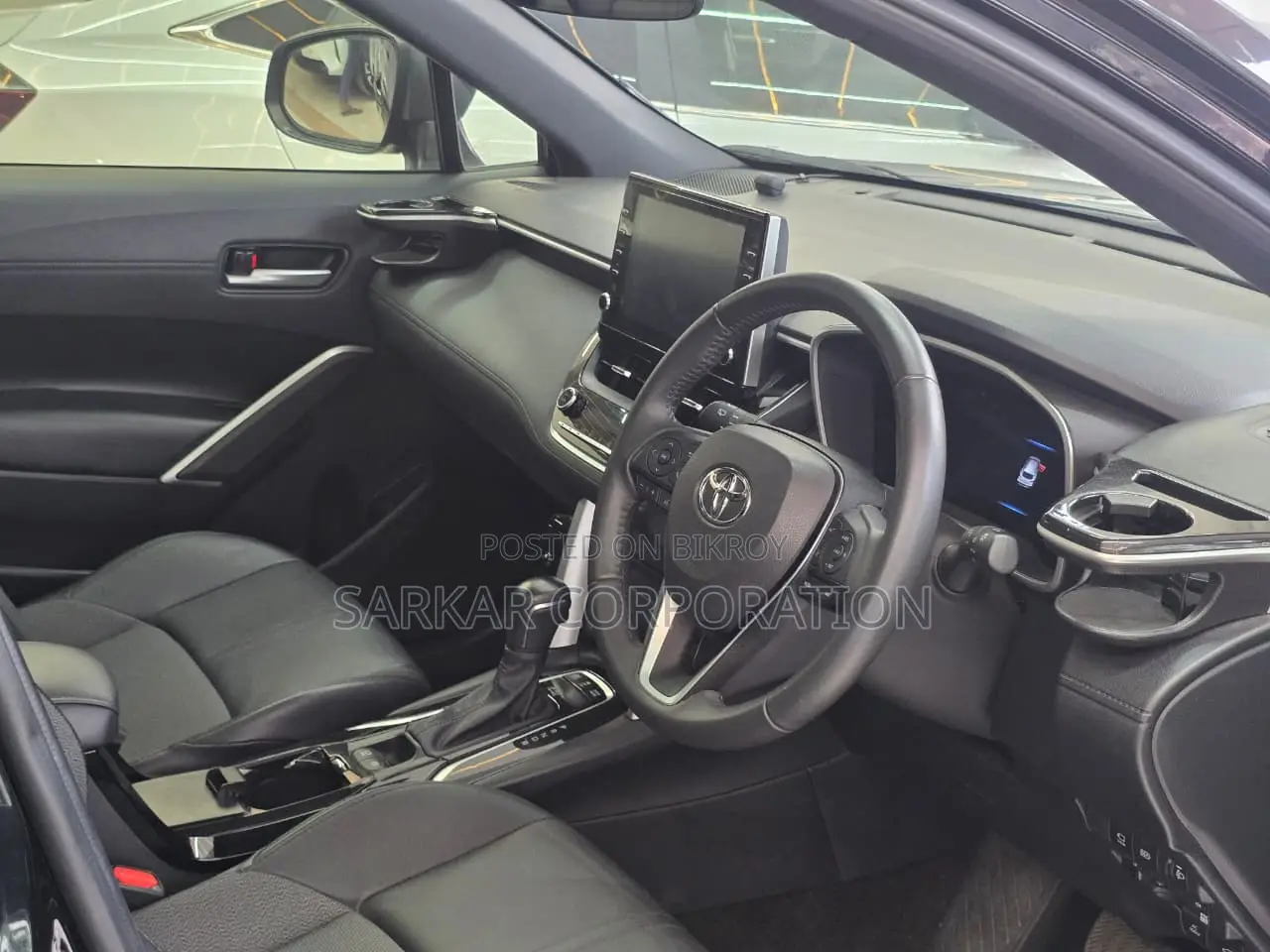 Toyota Corolla Cross 1.8 Hybrid FWD 2022 Black