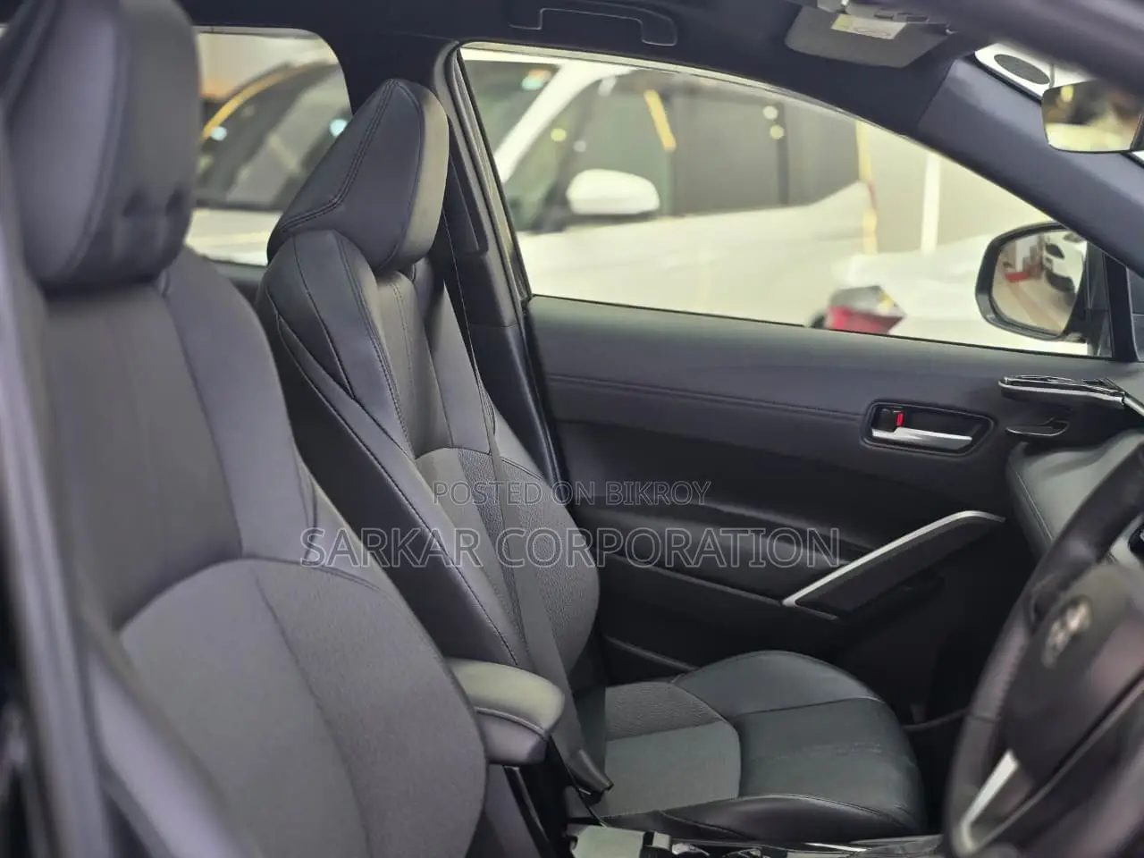 Toyota Corolla Cross 1.8 Hybrid FWD 2022 Black