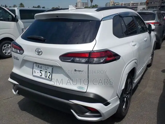 Toyota Corolla Cross 2024 Pearl