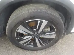 Nissan X-Trail 2021 Pearl