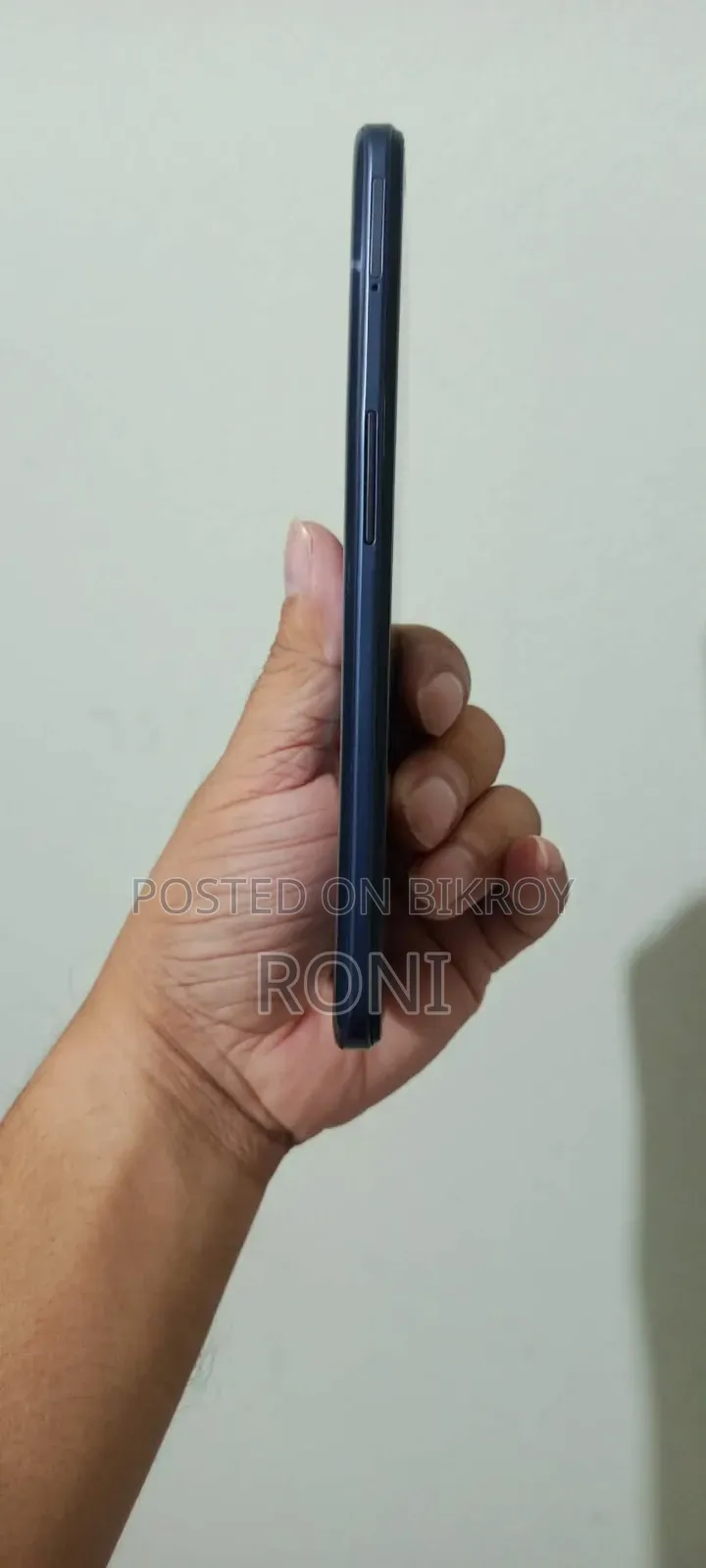 রিয়েলমি ৮ ৫জি ১২৮ জিবি ব্ল্যাক