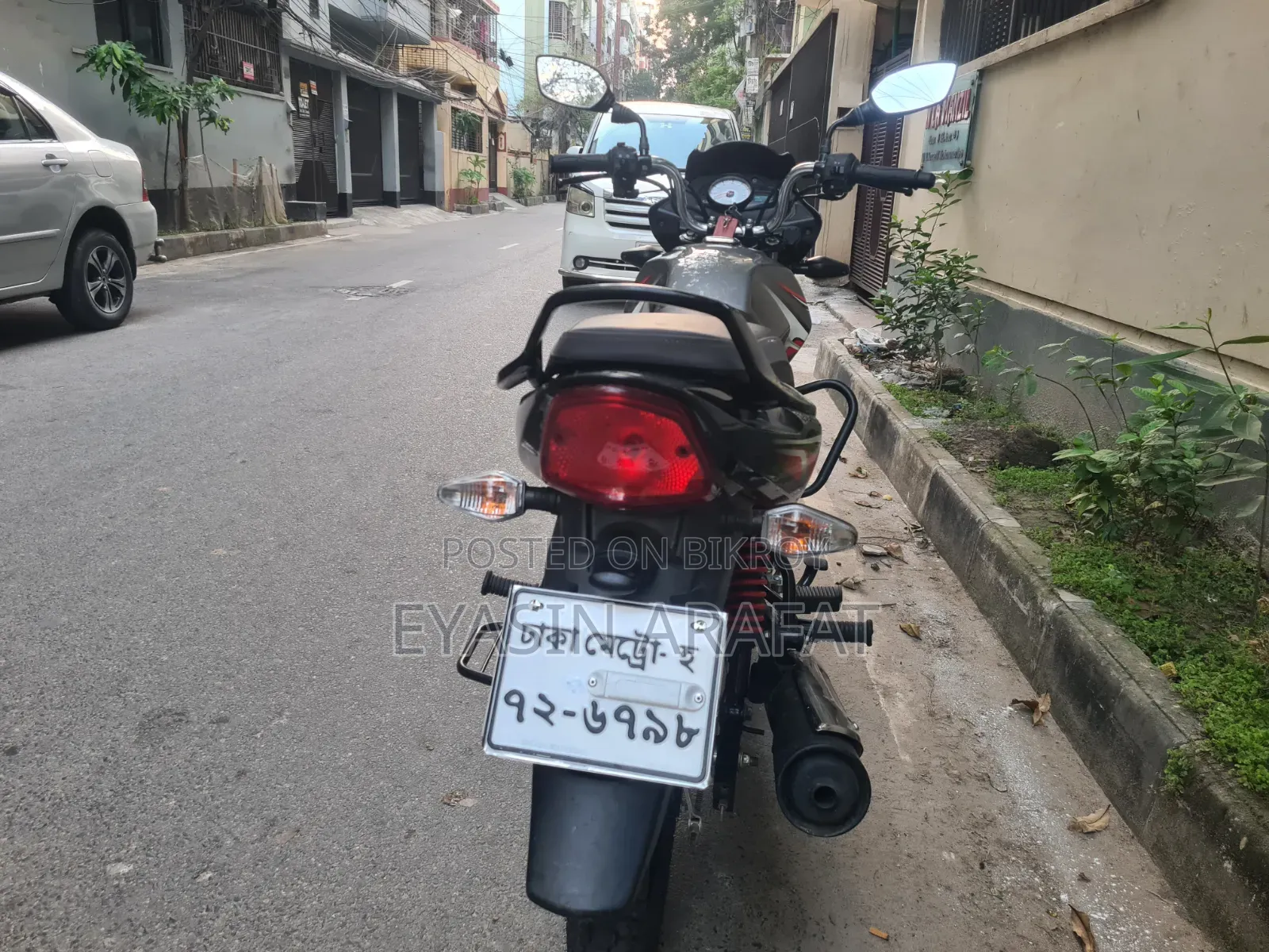 TVS Metro Plus 2025 Gray