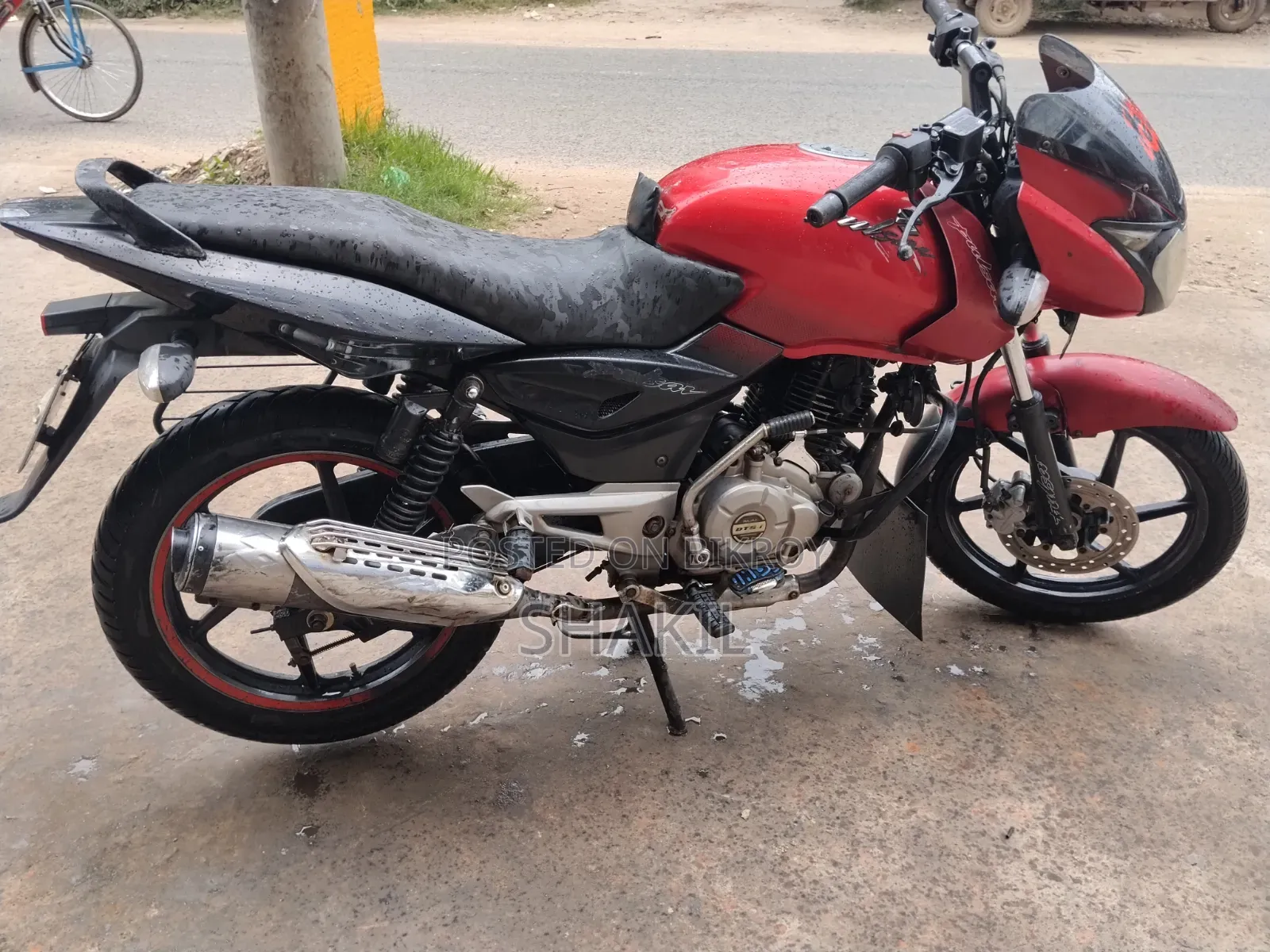 Bajaj Pulsar 150 2013 Red