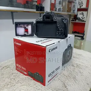 Canon Eos 700d DSLR