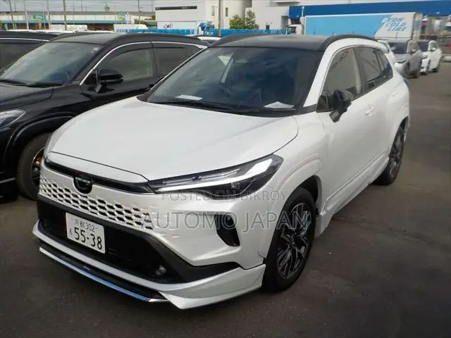 New Toyota Corolla Cross 2025 Pearl