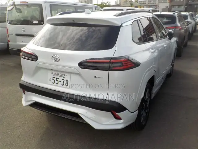 New Toyota Corolla Cross 2025 Pearl
