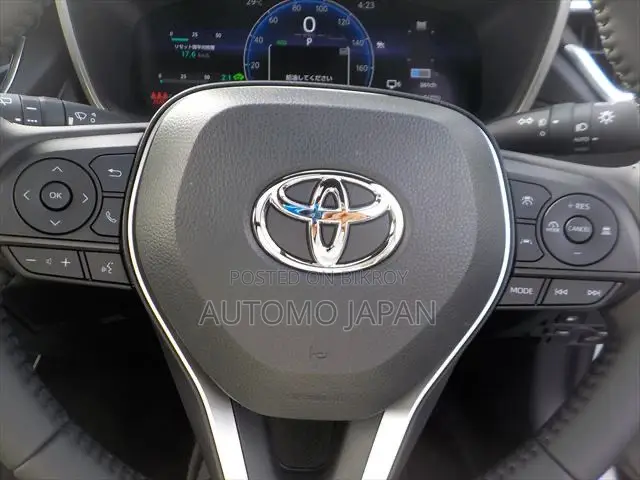 New Toyota Corolla Cross 2025 Pearl