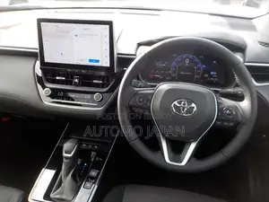 New Toyota Corolla Cross 2025 Pearl