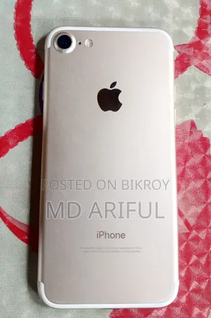 New Apple iPhone 7 128 GB Gold