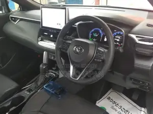 New Toyota Corolla Cross 2024 Gray
