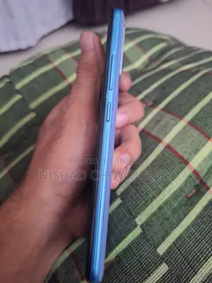 Vivo Y50 128 GB