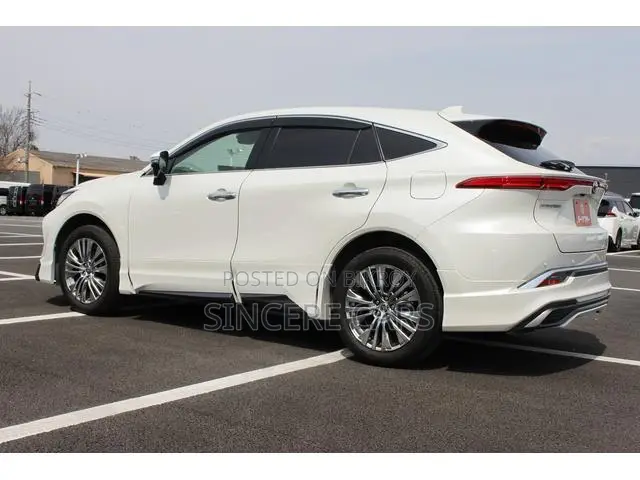 Toyota Harrier 2021 Pearl