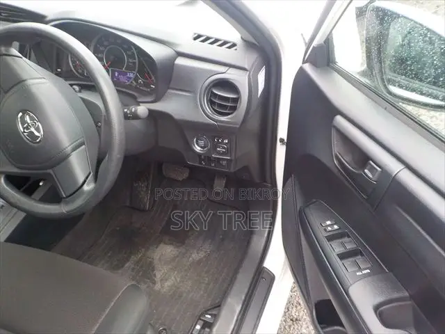 Toyota Axio 2024 White