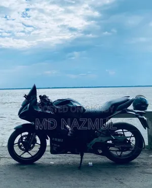 নতুন সুজুকি জিক্সার এসএফ ২০১৯ কালো