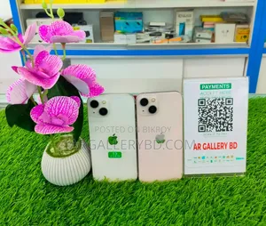 Apple iPhone 13 256 GB White