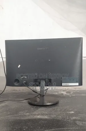 মনিটর বিক্রি করা হবে। Samsung 19 Inch Monitor for Sell.