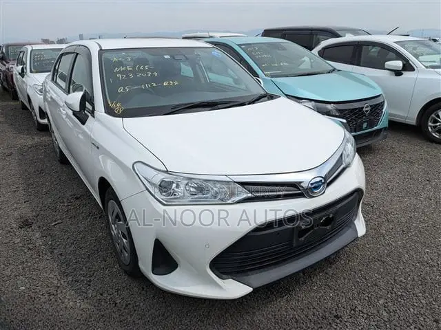Toyota Axio 2021 White