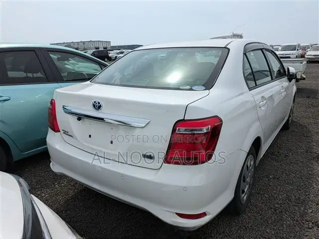 Toyota Axio 2021 White