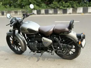 Royal Enfield Classic 350 2025 Gray