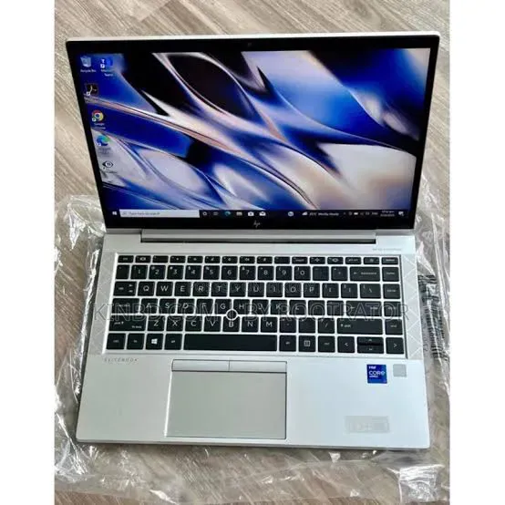 Laptop HP EliteBook 840 G8 8GB Intel Core I5 SSD 256GB