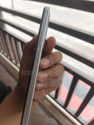 রিয়েলমি সি৭১ ১২৮ জিবি হোয়াইট