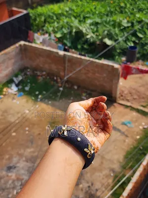 The bangle that will make everyone look twice...!