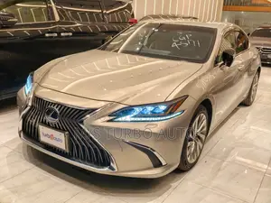 লেক্সাস ইএস ২০২০ বেইজ