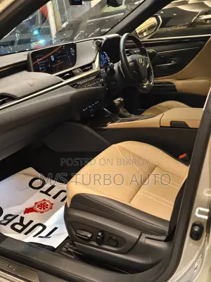 Lexus ES 2020 Beige