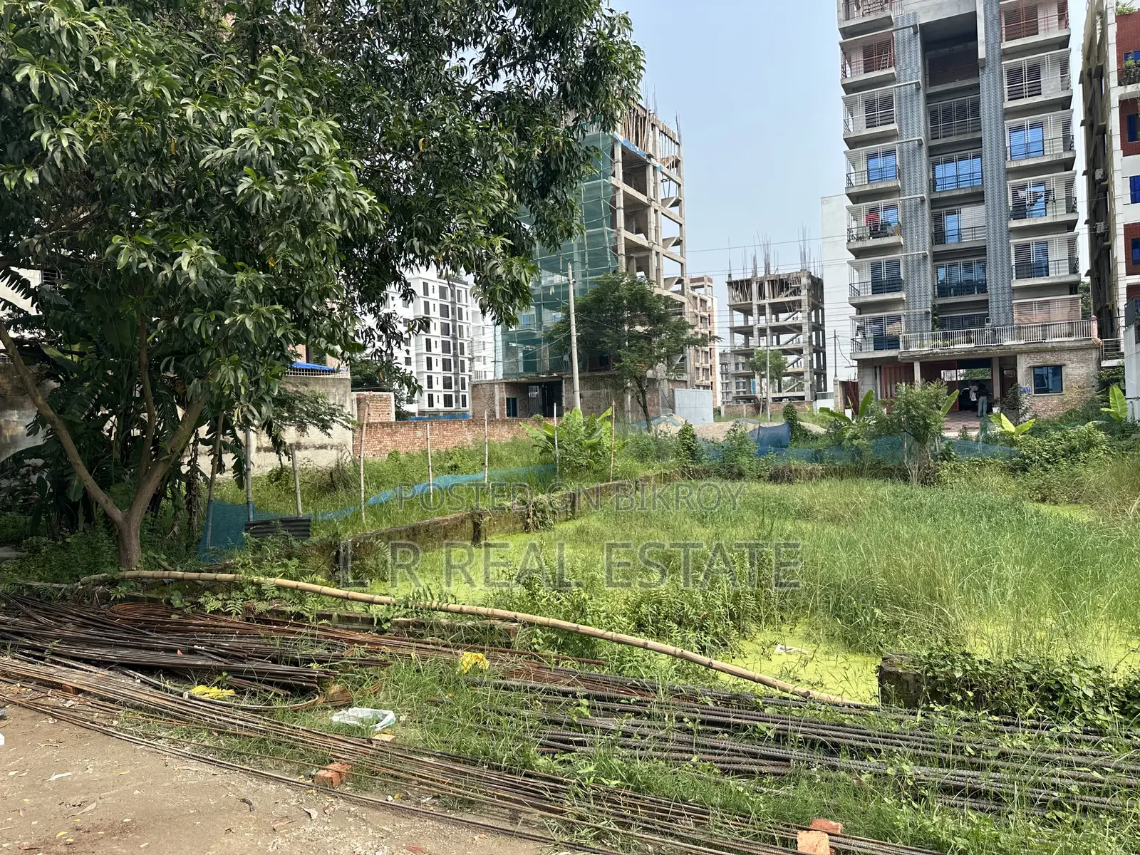 এল-ব্লক, (৩+৩)=৬ কাঠা প্লট আর্জেন্ট সেল ফর বসুন্ধরা আর/এ