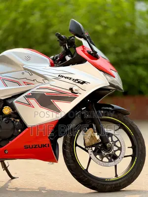 Suzuki Gixxer Fi ABS 2024 Orange