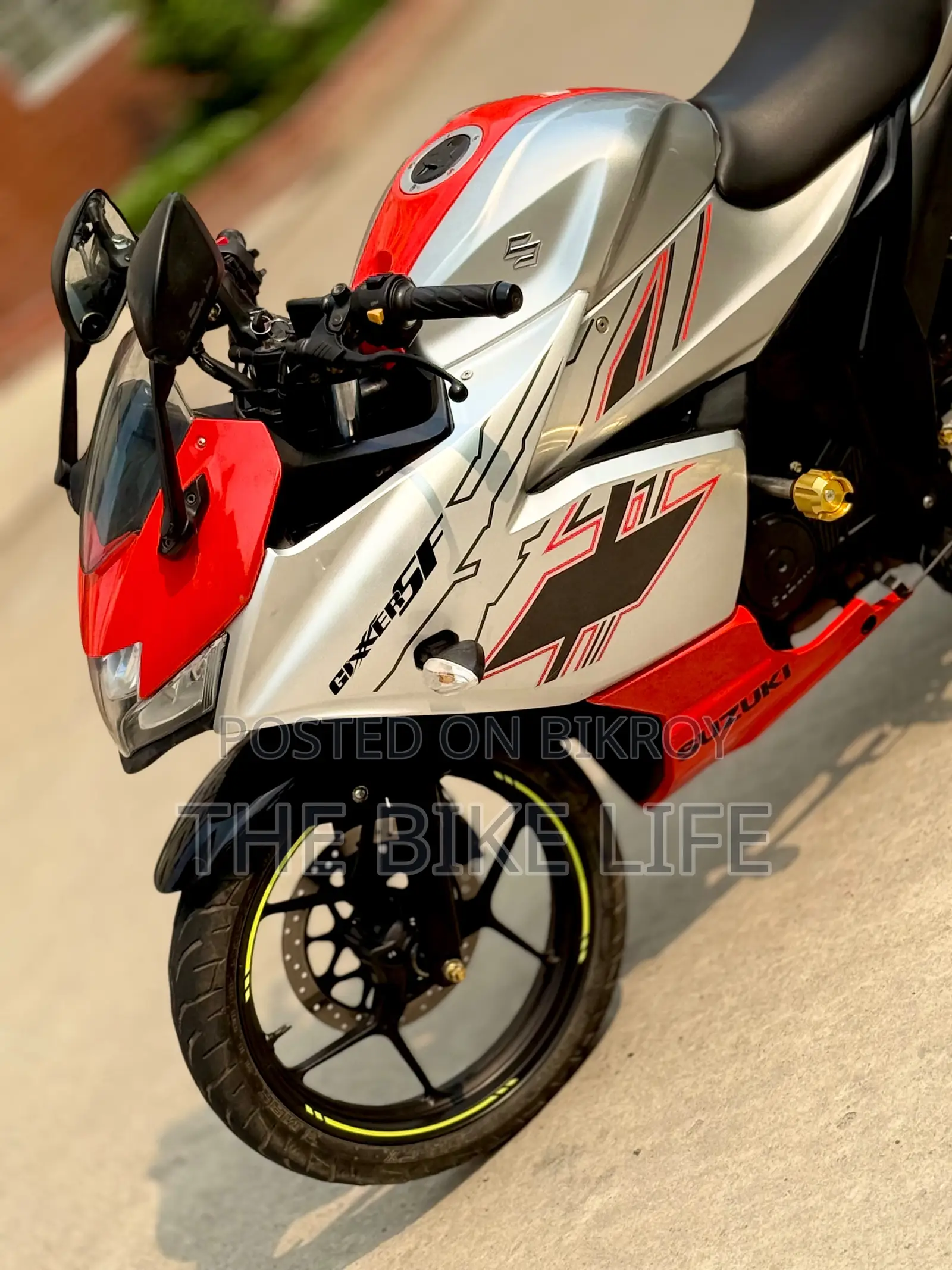 Suzuki Gixxer Fi ABS 2024 Orange