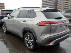 Toyota Corolla Cross 2021 Brown