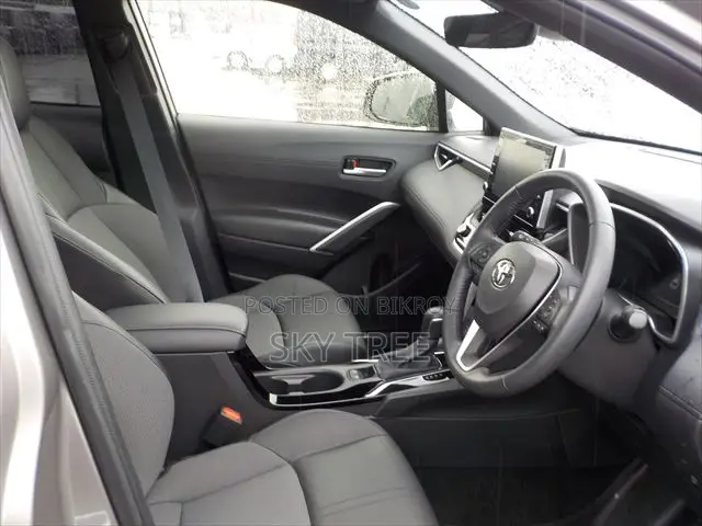Toyota Corolla Cross 2021 Brown