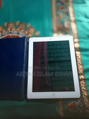 ল্যাপটপ অ্যাপল ২জিবি অ্যাপল এম২ এইচডিডি ৩২জিবি