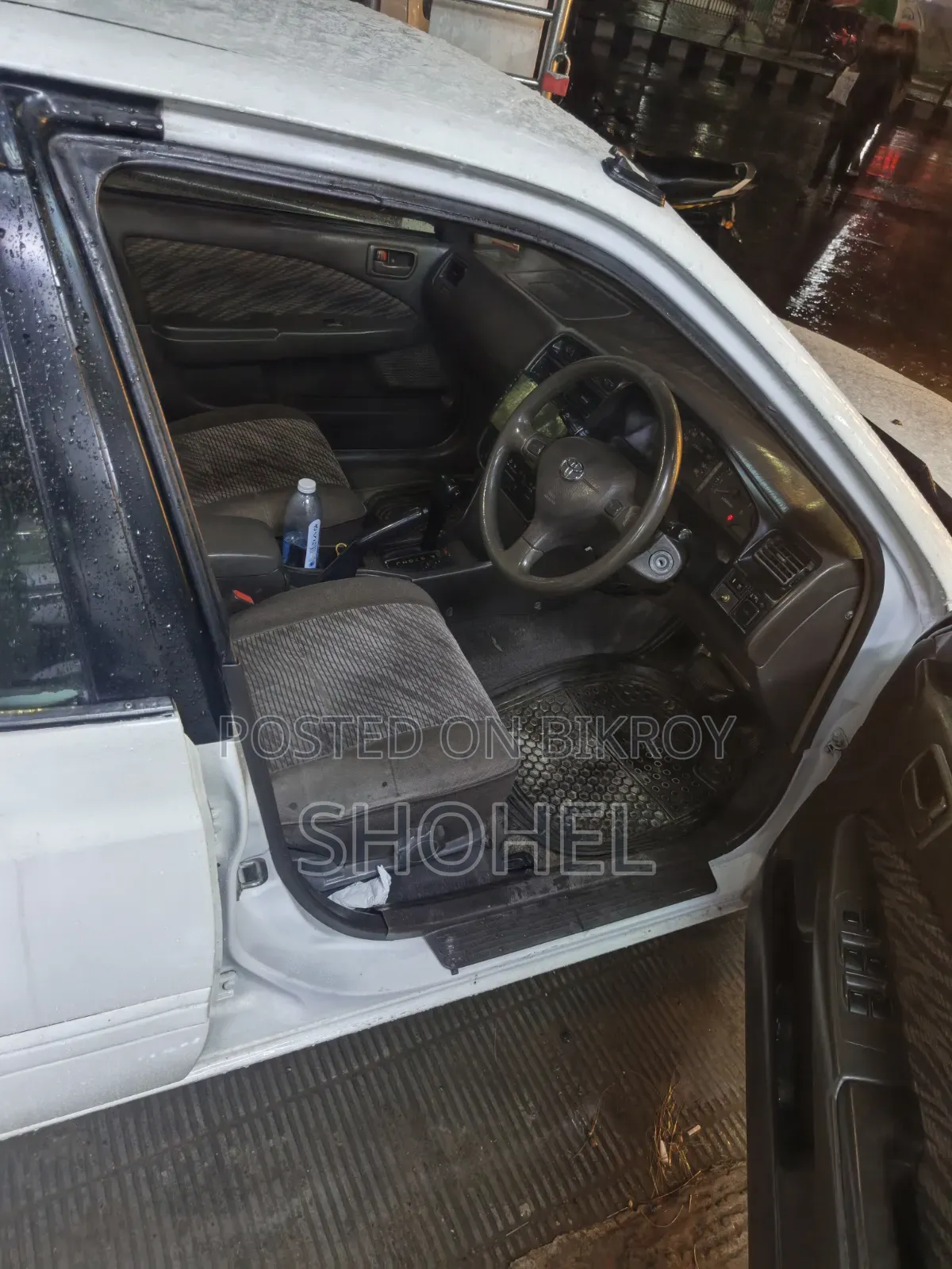 Toyota Corona 1997 White