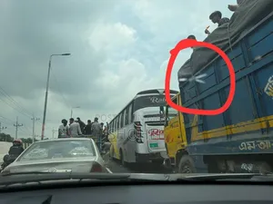 উইন্ডশিল্ড কার গ্লাস রিপেয়ার সার্ভিস