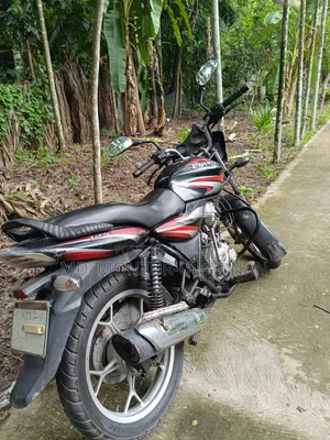 বাজাজ ডিসকভার ১২৫ ২০১২ রেড