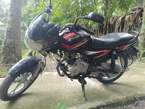 বাজাজ ডিসকভার ১২৫ ২০১২ রেড