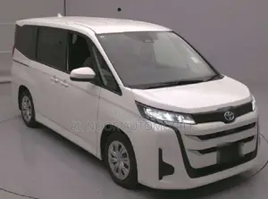 Toyota Noah 2022 White
