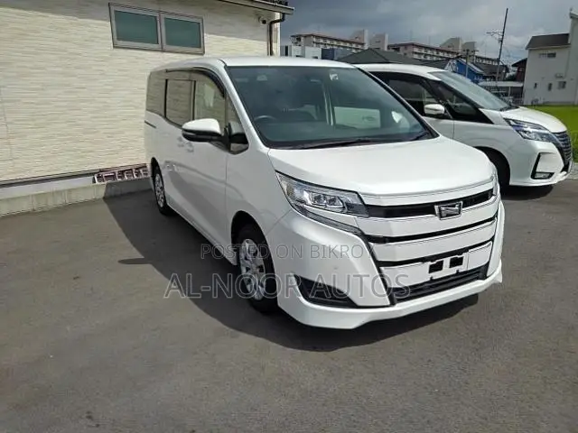 Toyota Noah 2021 Pearl