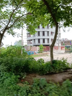 ব্লক-এন, ৩ কাঠা ৩০০ ফিট রোডের খুবই কাছে