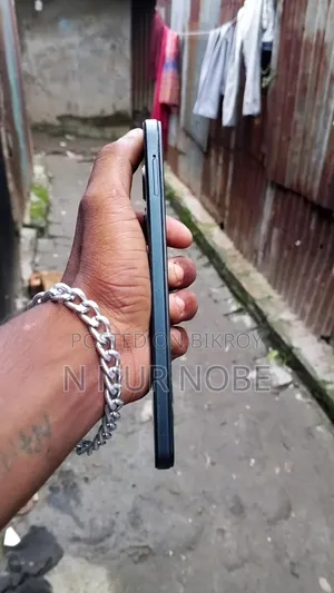 Vivo Y18 64 GB Black