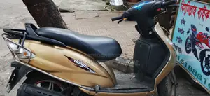 TVS Wego 2013 Gold