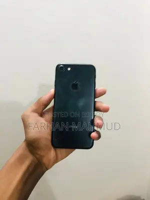 অ্যাপল আইফোন ৭ ২৫৬ জিবি ব্ল্যাক