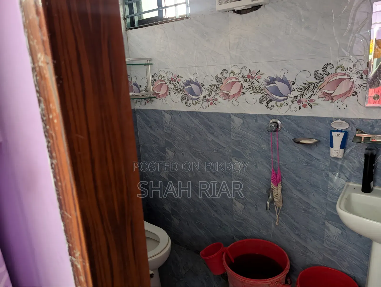 খুলনা সদরে ৩ বেডরুমের ফার্নিশড অ্যাপার্টমেন্ট বিক্রির জন্য